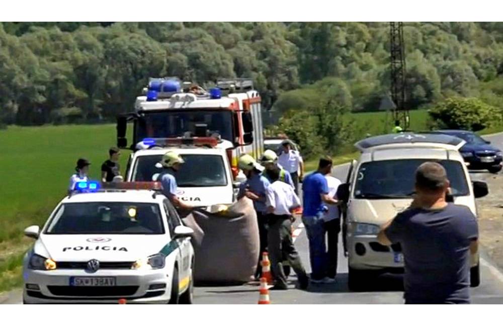 Tragická nehoda v obci Lomné. 38-ročná vodička zrazila 17-ročné dievča