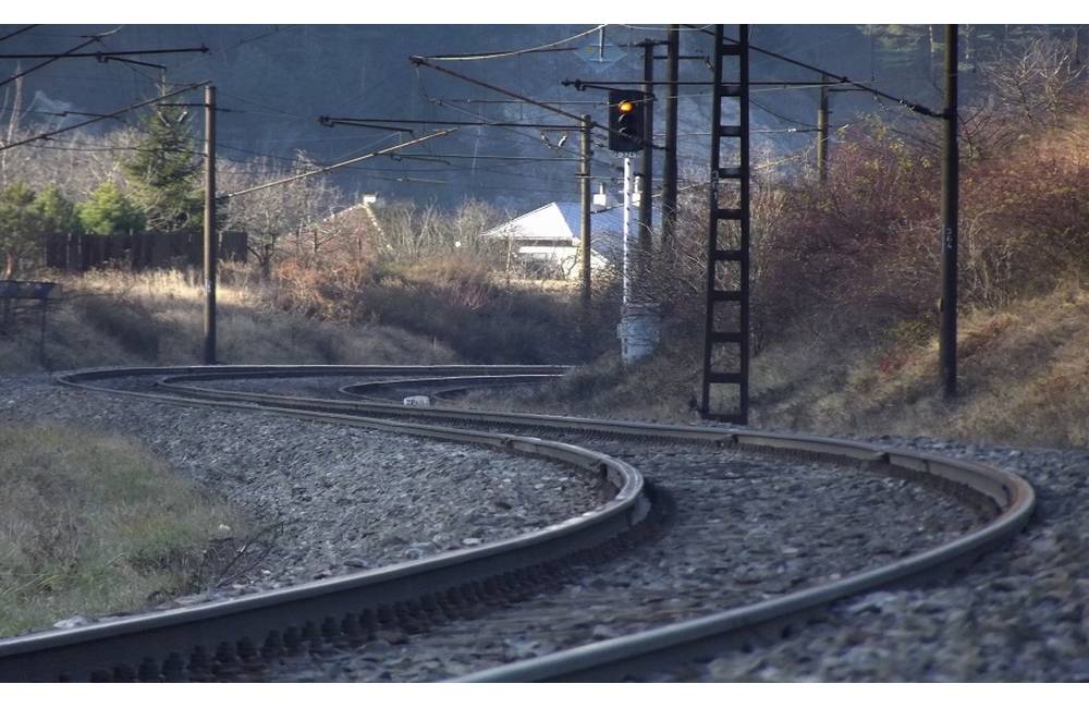 Oprava koľaje vylúči vlaky v úseku Hanušovce nad Topľou-Lipníky na päť hodín