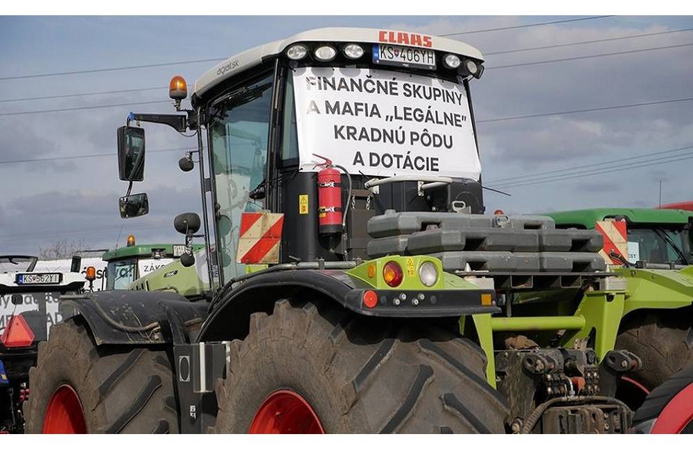 Počas traktorového protestu na cestách východného Slovenska 4. mája vzniknú dopravné obmedzenia
