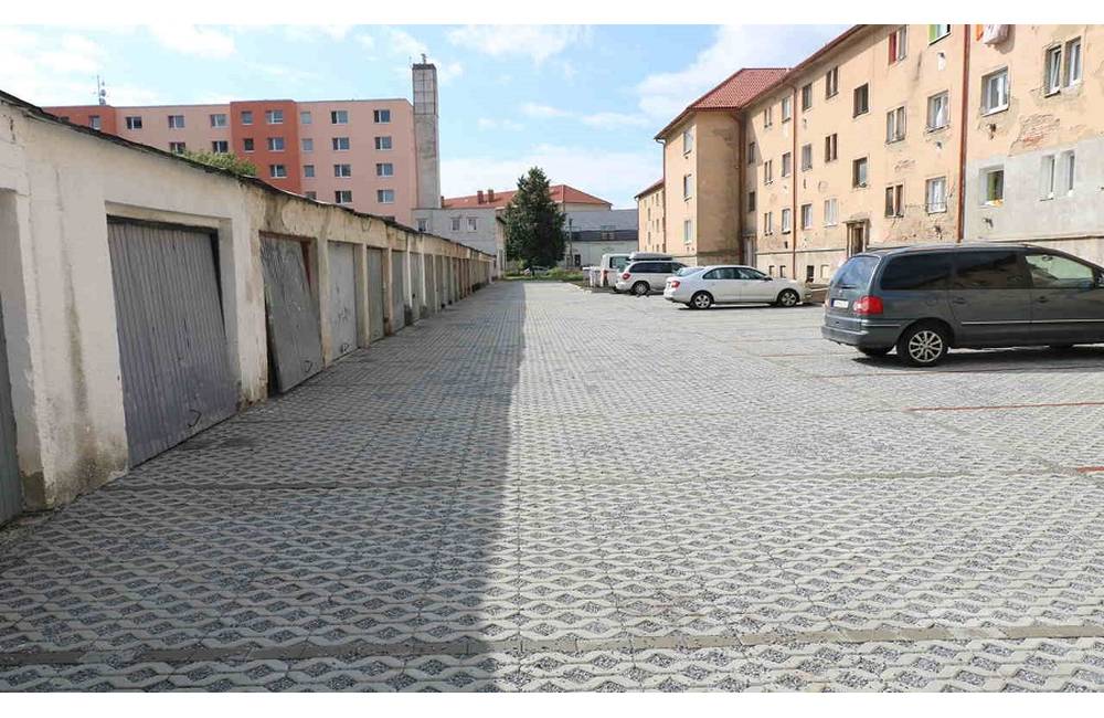 Foto: Nové parkovacie miesta v širšom centre Prešova, v blízkosti VšZP vzniklo takmer 30 miest