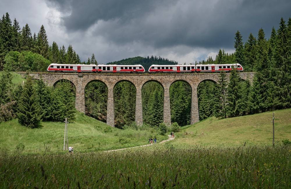 Letné vlaky previezli doteraz najviac turistov. Najobľúbenejšia linka bola Košice/Prešov až Banská Bystrica 