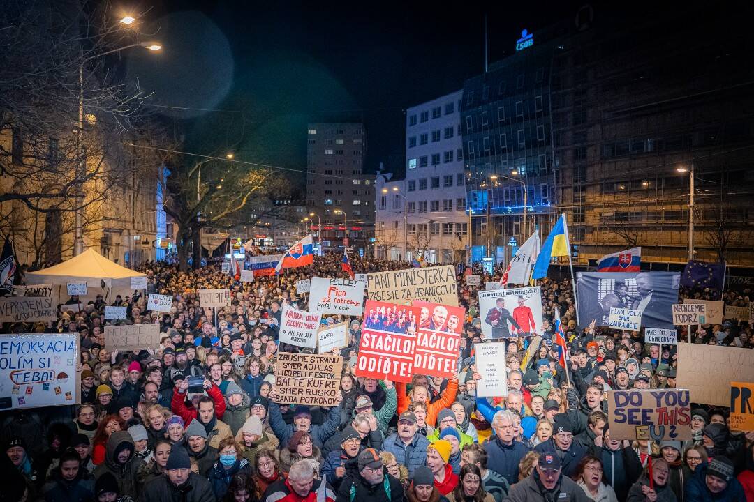 Opozícia pozýva aj Prešovčanov na svoj najväčší protest do Bratislavy
