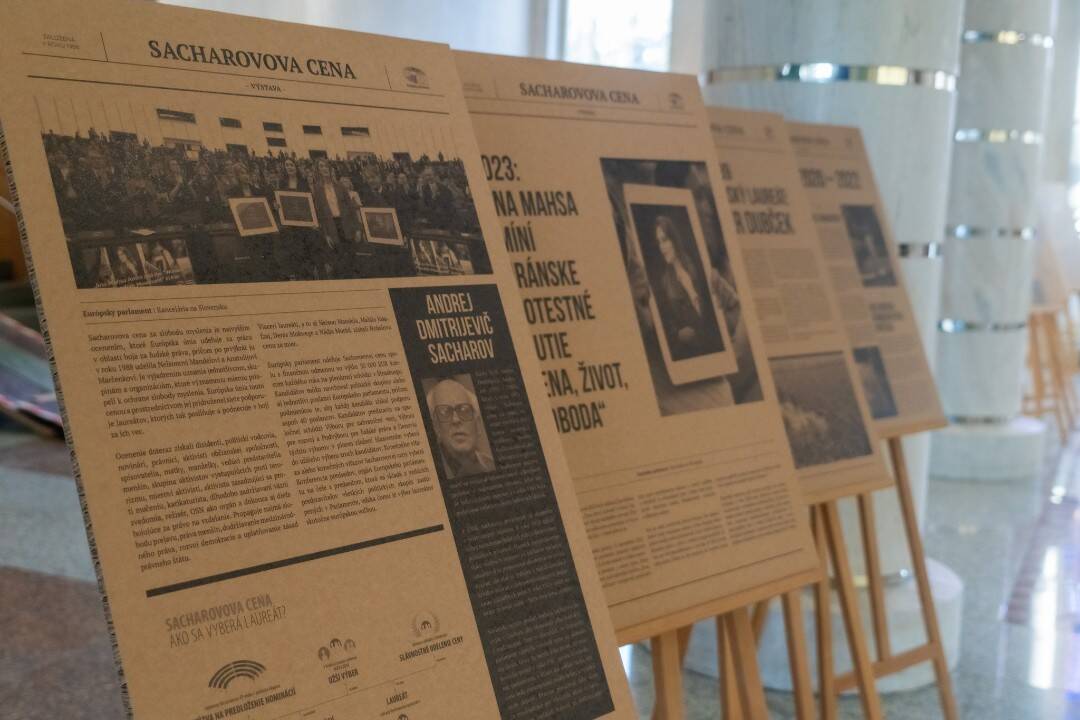 Foto: Viete, za čo sa udeľuje Sacharovova cena a kto sú jej laureáti? Výstava v Úrade PSK vám to odhalí