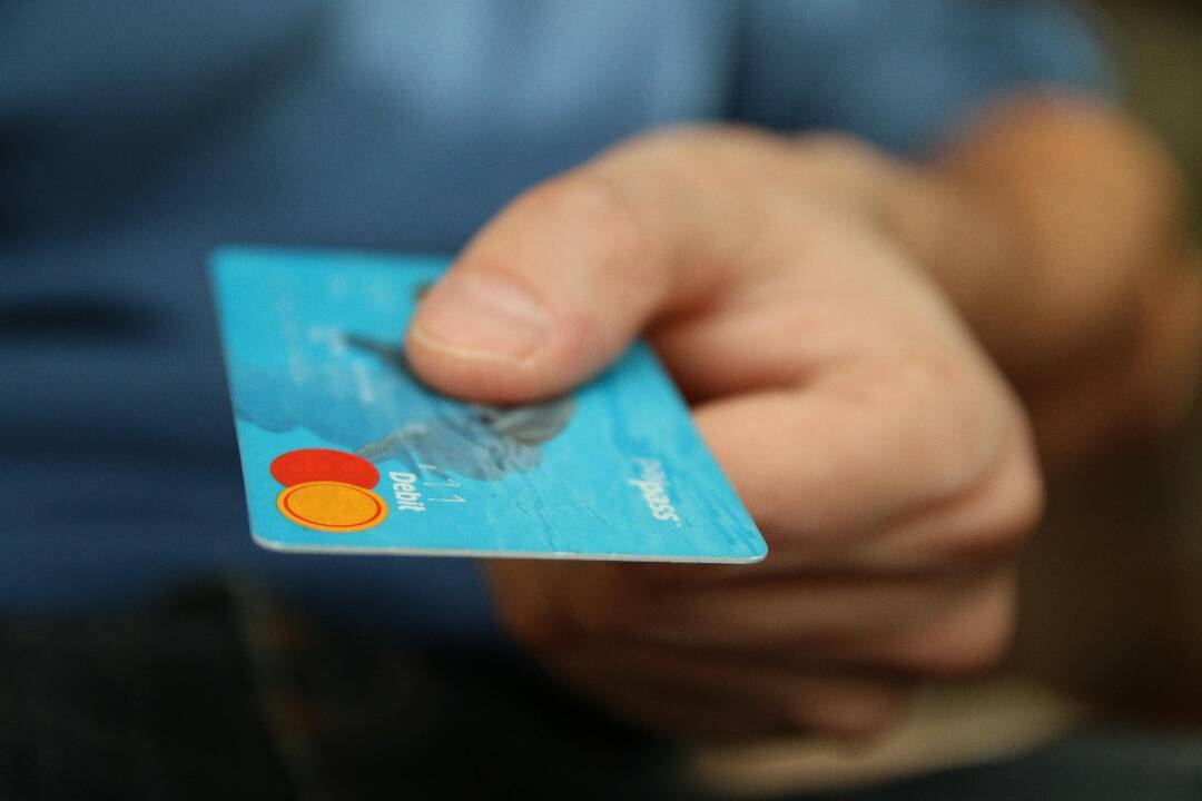 Bardejovčan požičal inej osobe bankomatovú kartu. Tá to však využila, majiteľ prišiel o takmer 3-tisíc eur