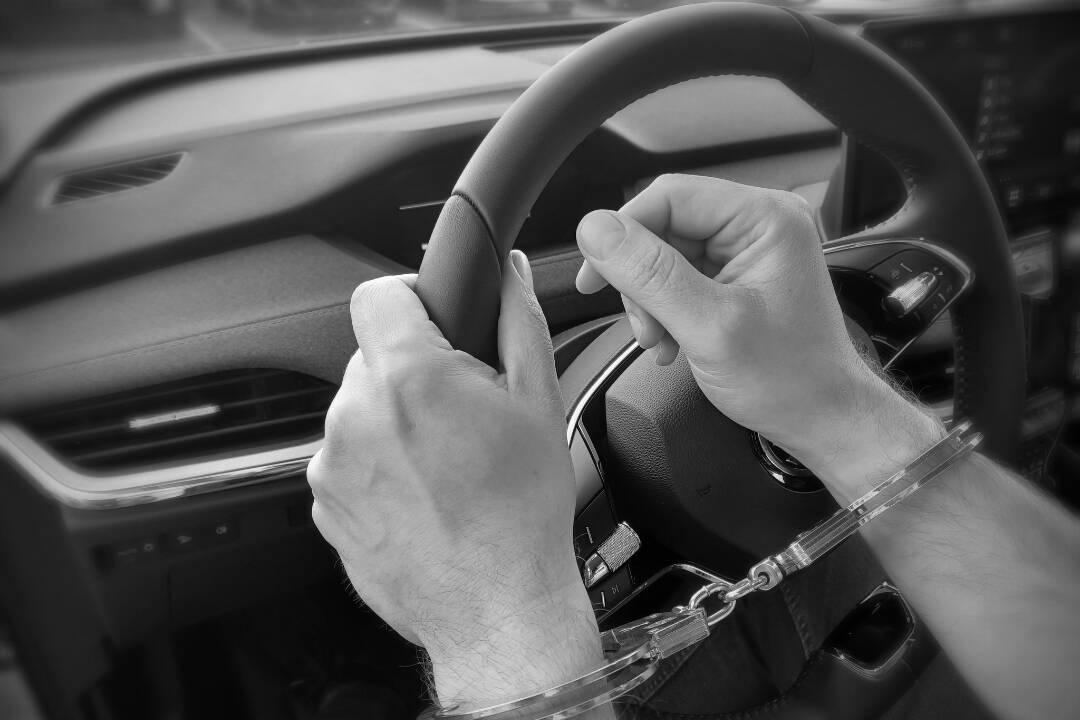 Muž v Prešove prekvapil policajnú hliadku: Jazdil bez vodičského preukazu, v dychu mal 2,2 promile alkoholu