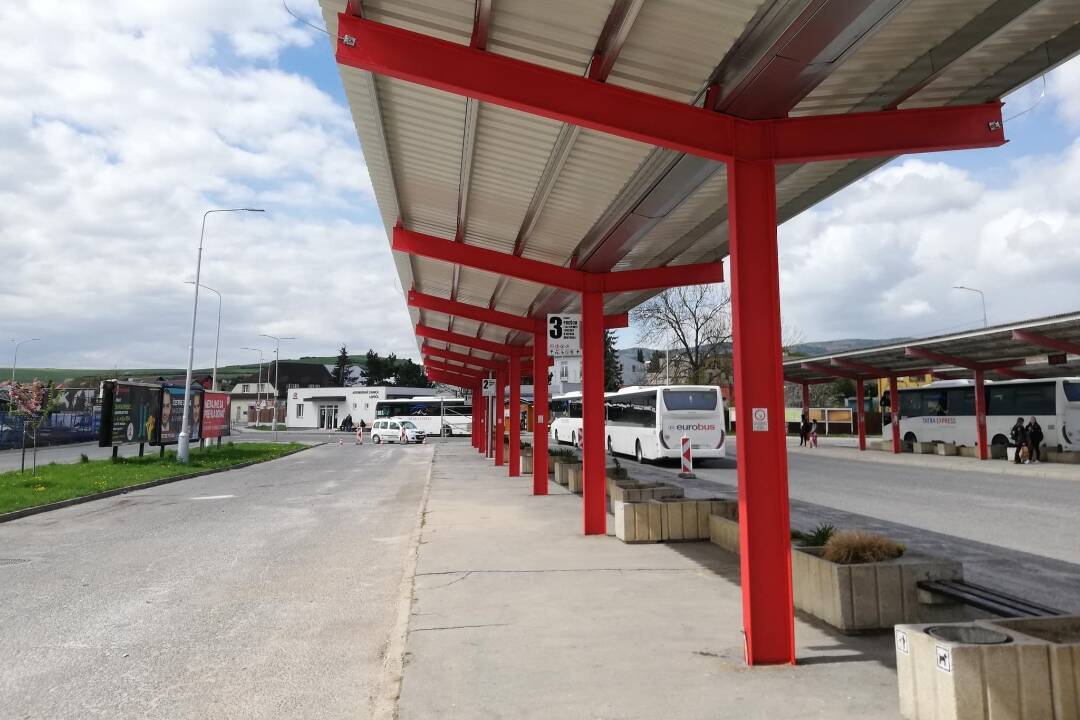 Práce na prístrešku autobusovej stanice v Levoči ukončili. Nástupište plánujú sprístupniť v máji