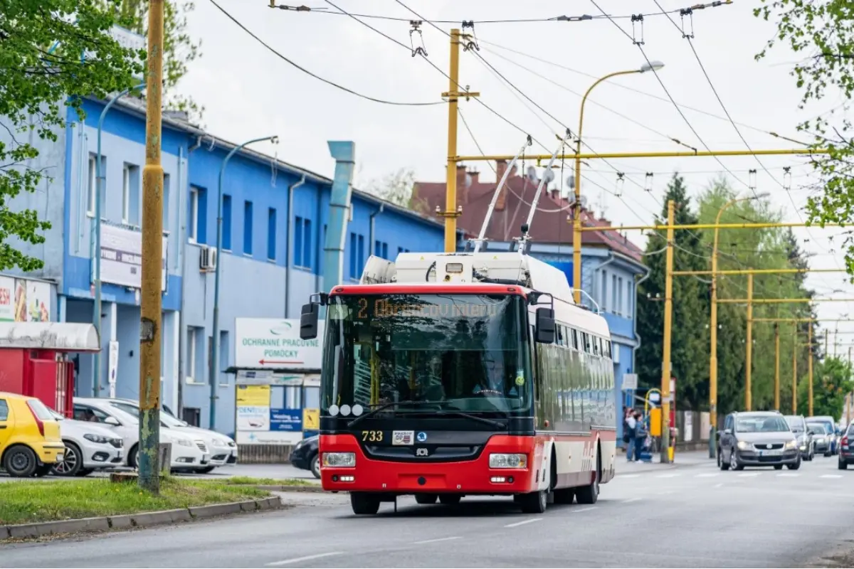 Foto: Nočná zmena času zamieša karty: Niektoré spoje v Prešove NEPÔJDU! Cestujúci, dávajte pozor