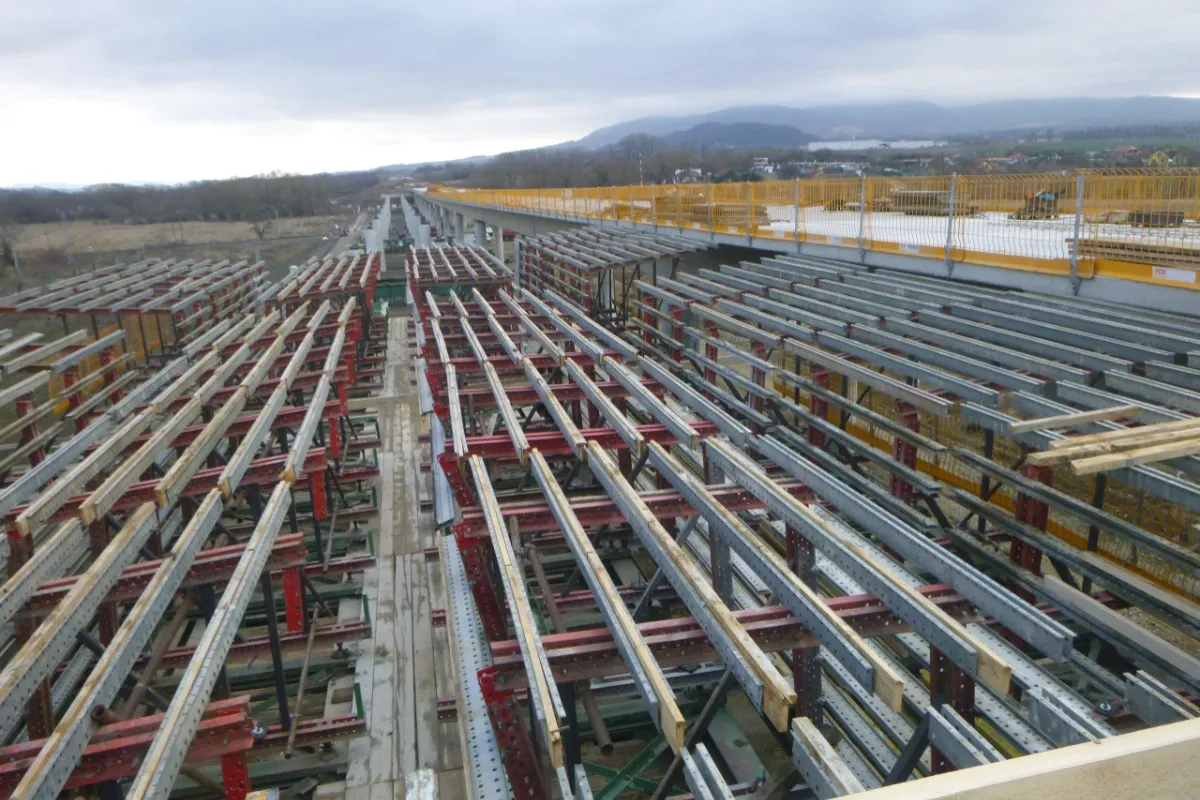 Desiatky miliónov poputujú na cesty v okolí Prešova. Obchvat patrí medzi najväčšie investície roka