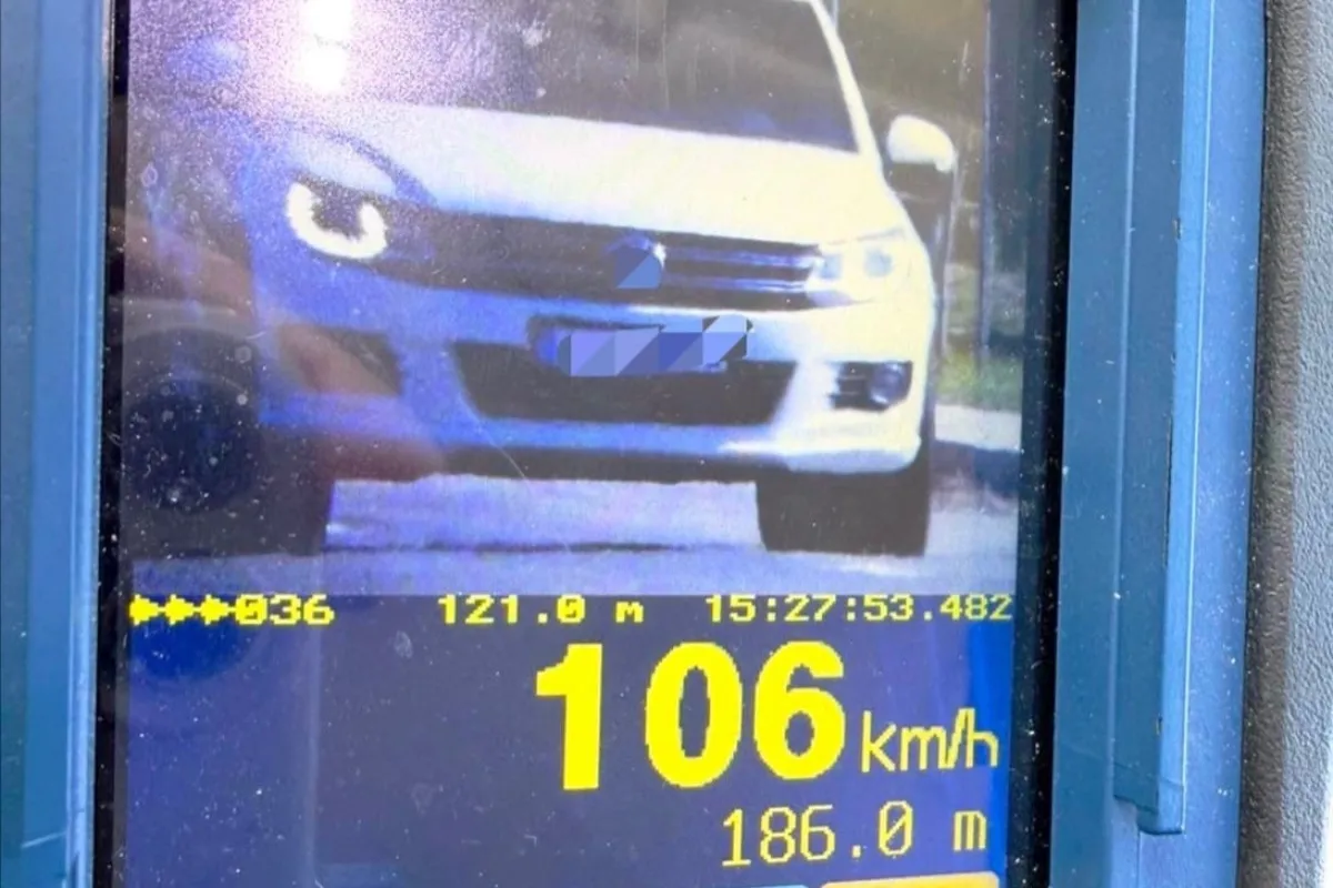 Cez obec sa rútil rýchlosťou 106 kilometrov za hodinu. Policajti zo Starej Ľubovne odhalili ďalšieho cestného piráta