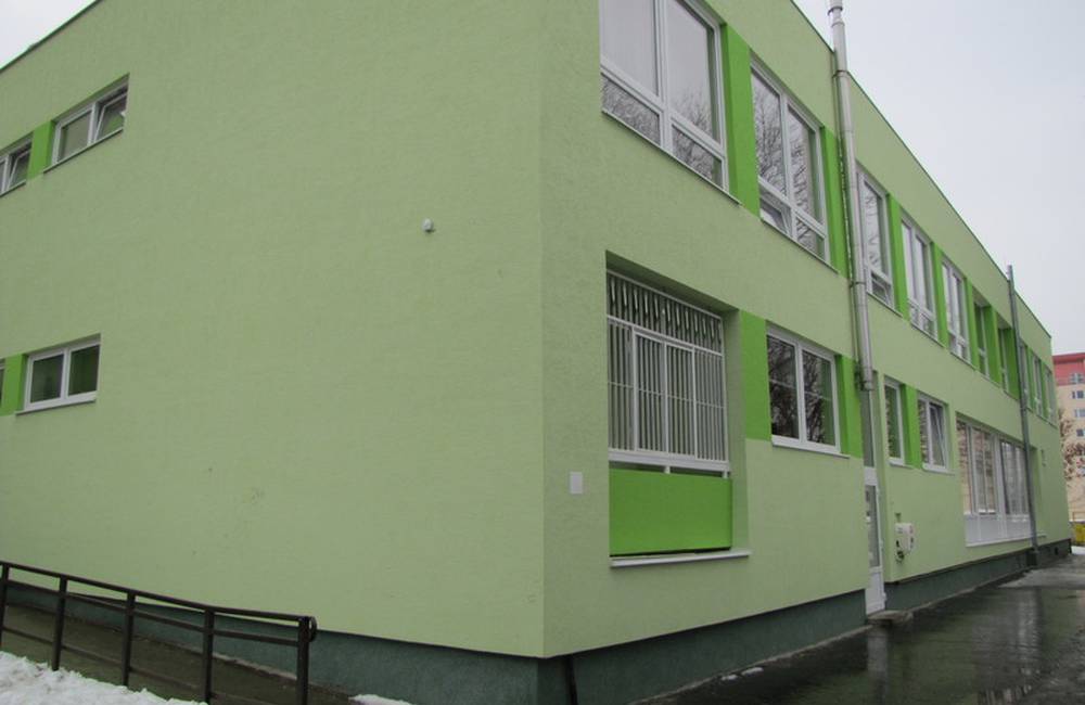 Foto: Niektoré školy v Prešove rozdávajú kvôli chorobám vysvedčenia skôr