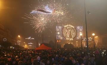 Posledné sekundy roka 2017 odpočítalo na Hlavnej ulici 6000 Prešovčanov