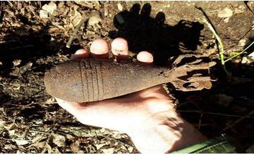 Pri výkopových prácach boli nájdené munície z II. svetovej vojny, ruská a protitanková mína