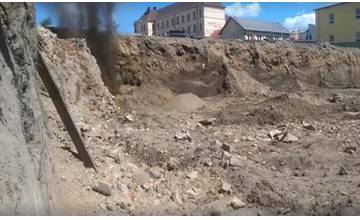 VIDEO: odpal sovietského granátu z II. svetovej vojny na stavenisku obchodného centra Fórum