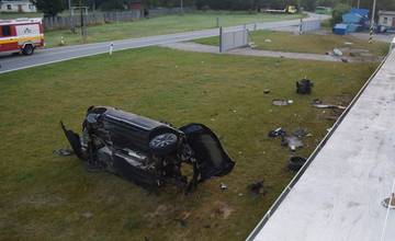 V obci Plaveč havarovali dvaja mladiství chlapci, vo vážnom stave ich hospitalizovali v nemocnici 