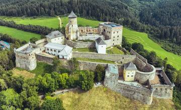 FOTO: Ľubovniansky hrad spustil novú rekonštrukciu. Opravy zaplatí prešovská župa a ministerstvo kultúry