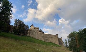 Ľubovniansky hrad navštívilo počas leta 193-tisíc turistov. Vyslúžil si zaujímavý titul