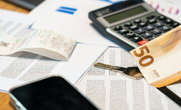 Slovenská sporiteľňa opäť zdražuje hypotéky. Úrok pod päť percent sa bude dať získať len symbolicky