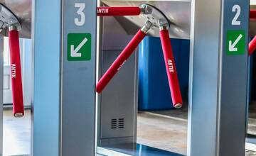 Zimný štadión v Poprade má nové turnikety. Po novom sa tak zmenili pravidlá pre vstup na zápasy