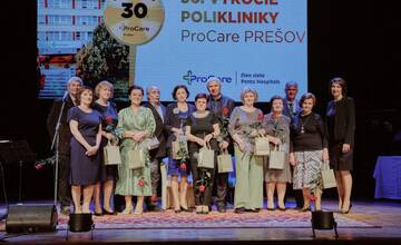 FOTO: Poliklinika v Prešove oslávila 30 rokov. Dlhoroční zamestnanci získali aj ocenenia