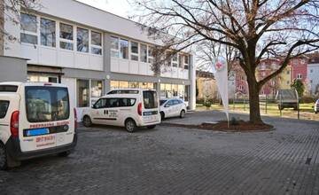 FOTO: Slovenský Červený kríž v Humennom má novú centrálu. Podarilo sa to aj vďaka nezištnej pomoci Humenčanov