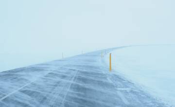 Meteorológovia vydali pre okresy v Prešovskom kraji výstrahy pred poľadovicou, vetrom aj snehovými jazykmi