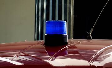 Nevideli ste na D1 v smere od Prešova audinu s majákom? Vodič chcel mať prednosť, teraz po ňom pátra polícia