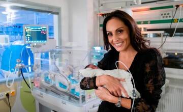 Primárka, ktorá kritizovala Dolinkovú za fotku s predčasniatkom, ponúkla rezignáciu