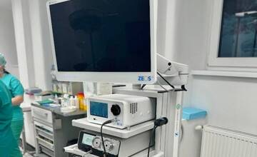 V levočskej nemocnici využívajú inovatívny artroskopický systém, ktorý skracuje operačný čas o 40 percent