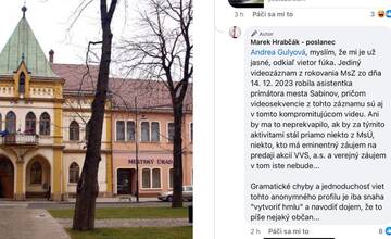 Mesto Sabinov sa verejne na sociálnej sieti háda s vlastným poslancom