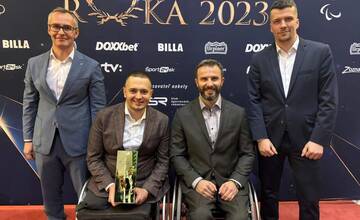 Kapitán parahokejovej reprezentácie z východu Martin Joppa prevzal tímové ocenenie