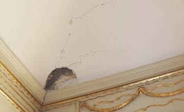 FOTO: Podkarpatské vojvodstvo poskytlo prešovskej župe na pomoc po zemetrasení 140-tisíc eur
