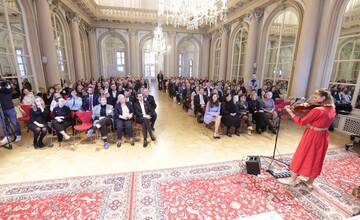 V Primaciálnom paláci ocenili dobrovoľnícke aktivity, medzi nominovanými boli aj organizácie Prešovského kraja