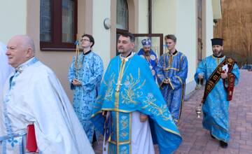 FOTO: Liturgiu v gréckokatolíckom chráme v Levoči slávil významný rodák