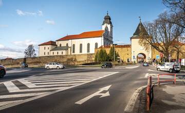 FOTO: Problematická križovatka v Levoči sa už čoskoro zmení na kruhový objazd