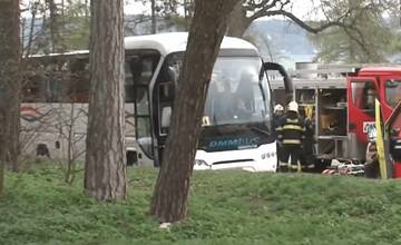 Z miesta nehody na Spiši previezli do okolitých nemocníc šesť mladých ľudí vo veku od 14 do 17 rokov