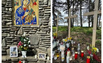 VIDEO: V Starej Ľubovni si pripomenuli obete včerajšej tragédie. Na mieste nehody stoja drevené kríže