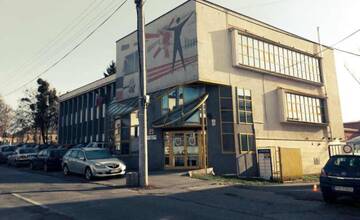 Colný úrad Prešov zaistil počas kontrol vyše 1 630 falzifikátov v hodnote 13-tisíc eur