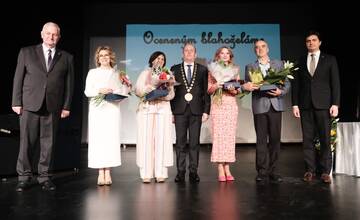 Pedagógovia z Prešovského kraja sa dočkali ocenení. Svoj učiteľský sviatok niektorí oslávili neskôr