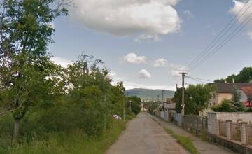 Prešovčania nesúhlasia s výstavbou bytovky na Vodárenskej. Obávajú sa zosuvu pôdy