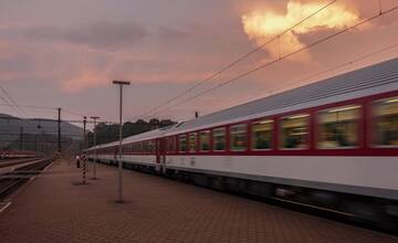 Osobný vlak zrazil v noci medzi stanicami Svit a Poprad-Tatry človeka