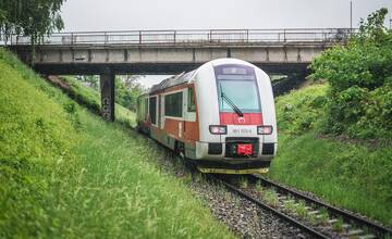 Cestujúcich čaká na trati Prešov – Šarišské Lúky – Bardejov výluka. Vlaky na pár týždňov nahradia autobusy