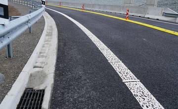 Rýchlostnú cestu R4 čaká čoskoro úplná uzávierka, trvať bude niekoľko hodín