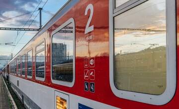 Vlaky medzi Kysakom a Drienovskou Novou Vsou budú dočasne nahradené autobusmi. Obmedzenie sa dotkne aj Prešova