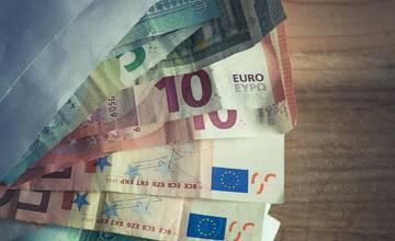 Skromný zlodej v Levoči? V rodinnom dome našiel peňaženku s 800 eurami, zobral si len 300