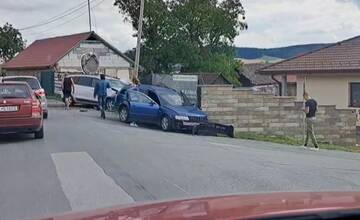 FOTO: V Orkucanoch došlo k zrážke dvoch áut. Vodiči sa sťažujú na veľmi nebezpečnú križovatku
