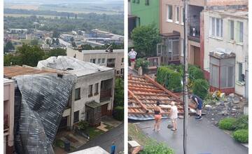 FOTO: Po búrke zostali vo Vranove popadané stromy, zničené strechy a zablokované cesty. Platí mimoriadna situácia