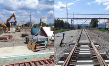 FOTO: Železničné práce v Humennom napredujú. Pokladajú nové výhybky aj koľaje, rekonštrukcia potrvá ešte rok