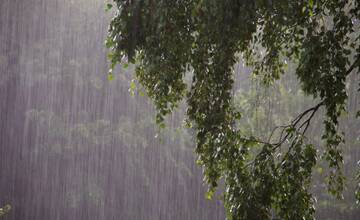 Horúce dni sa končia, začína jeseň. Studený front prinesie výrazne zmeny počasia