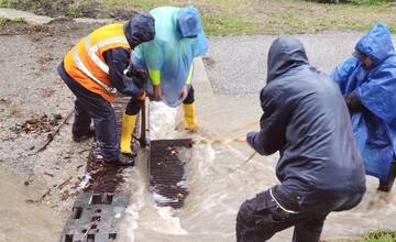 Svoje domovy opúšťajú tisícky ľudí. Slovenská katolícka charita spúšťa zbierku pre obete povodní