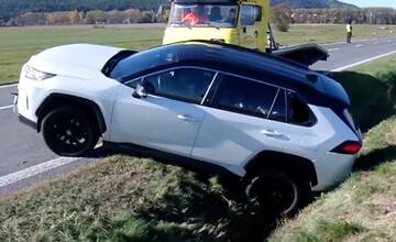 Pondelkové ráno bolo pod Tatrami rušné: Vodič unikal na ukradnutom vozidle, padli aj výstrely